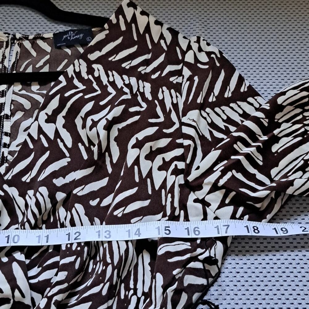 M122 NWT Milk & Honey Long Sleeve Self Tie Pockets Jogger Jumpsuit Sm Med Lg - Picture 8 of 10